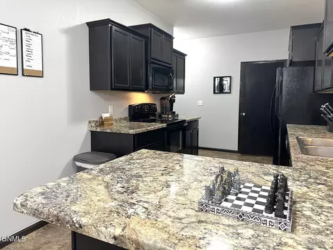 Kitchen - 4351 Cumberland Loop, Bismarck, ND 58503 photo 2 of 5