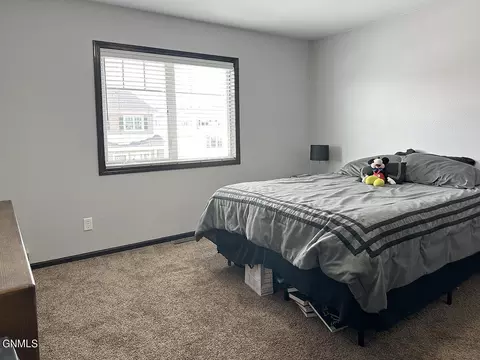 Bedroom - 4351 Cumberland Loop, Bismarck, ND 58503 photo 2 of 3