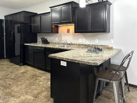 Kitchen - 4351 Cumberland Loop, Bismarck, ND 58503 photo 1 of 5