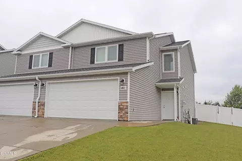 4031 Normandy St, Bismarck, ND 58503