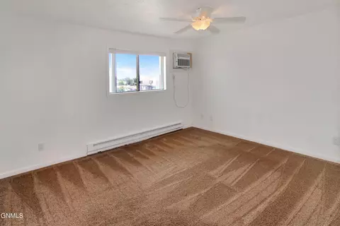Bedroom - 2701 Pheasant Run Pkwy, Williston, ND 58801 photo 1 of 3