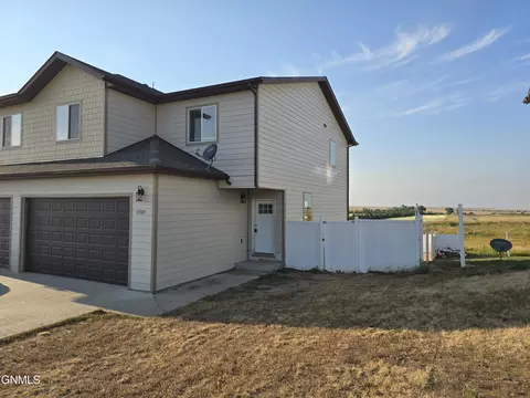 13709 Kristina St, Williston, ND 58801