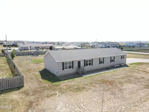 13352 Prairie Meadow St, Williston, ND 58801 photo 47