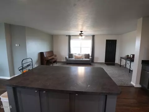 13352 Prairie Meadow St, Williston, ND 58801 photo 17