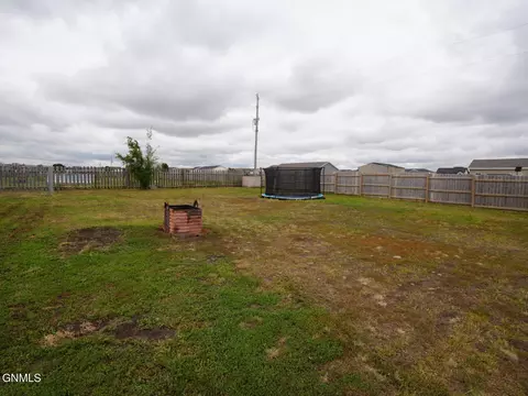 13352 Prairie Meadow St, Williston, ND 58801 photo 7