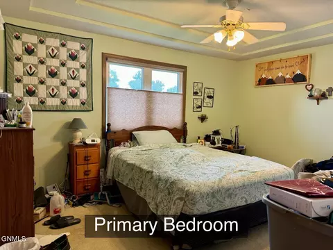 Bedroom - 516 11th St W, Williston, ND 58801 photo 2 of 4