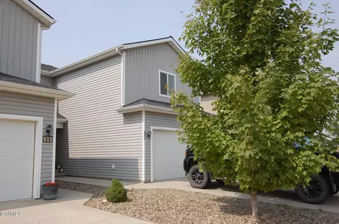306 8th Ave NW, Sidney, MT 59270