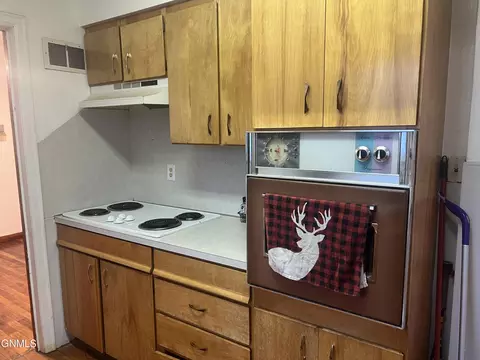 1122 Avenue A E, Bismarck, ND 58501 photo 4