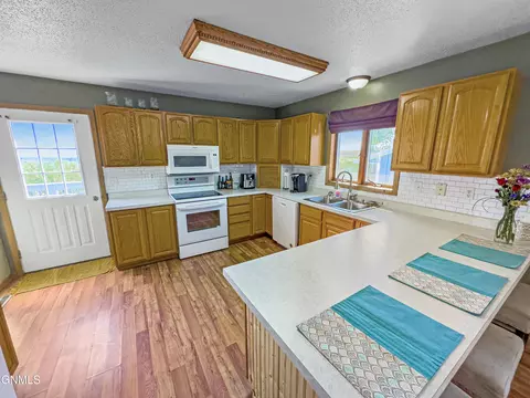 14126 47th Ln NW, Williston, ND 58801 photo 13