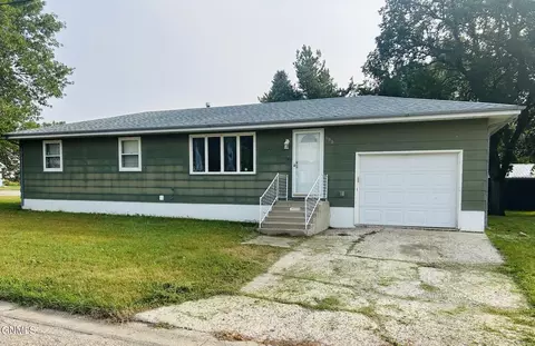 600 2nd St, Underwood, ND 58576