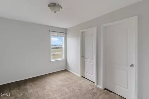 Bedroom - 808 40th St E, Williston, ND 58801 photo 2 of 6