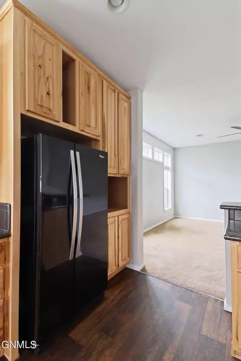 Kitchen - 808 40th St E, Williston, ND 58801 photo 3 of 3