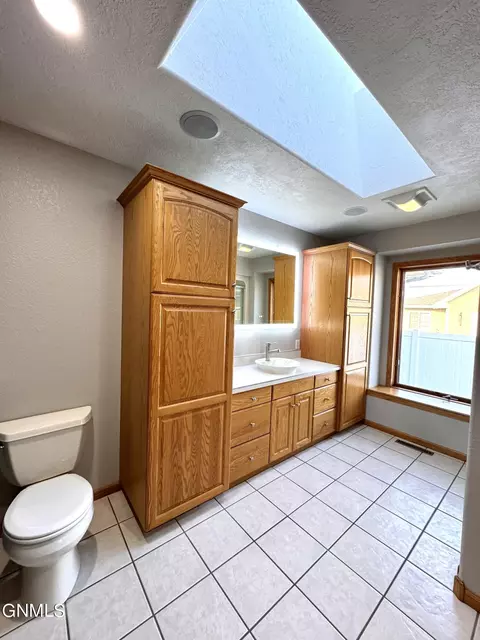 3 20th St E, Williston, ND 58801 photo 39