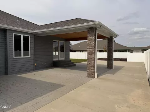 3 20th St E, Williston, ND 58801 photo 6