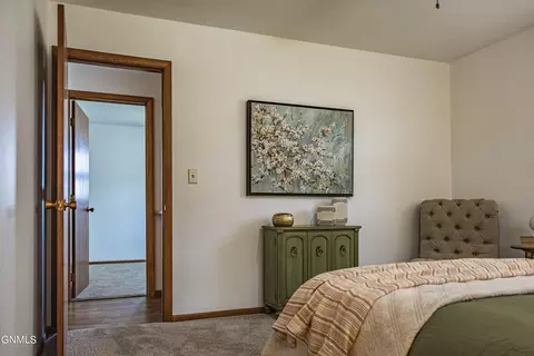 Bedroom - 2708 Avenue A E, Bismarck, ND 58501 photo 6 of 13