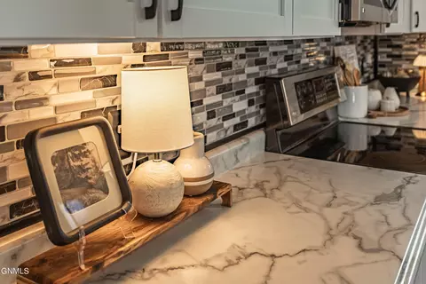 Kitchen - 2708 Avenue A E, Bismarck, ND 58501 photo 6 of 6