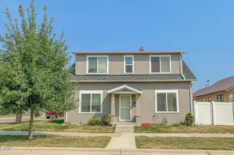 422 4th Ave E, Williston, ND 58801