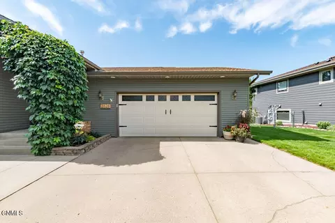 2628 Stevens St, Bismarck, ND 58503 photo 44
