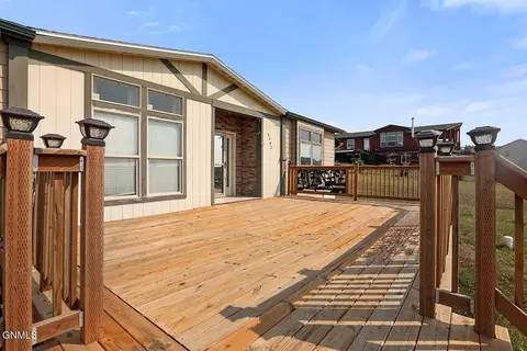 5342 Martinez Loop NW, Williston, ND 58801 photo 4