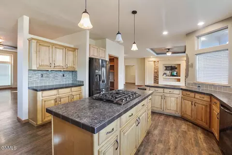 5342 Martinez Loop NW, Williston, ND 58801 photo 28