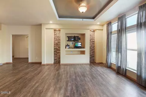 5342 Martinez Loop NW, Williston, ND 58801 photo 21