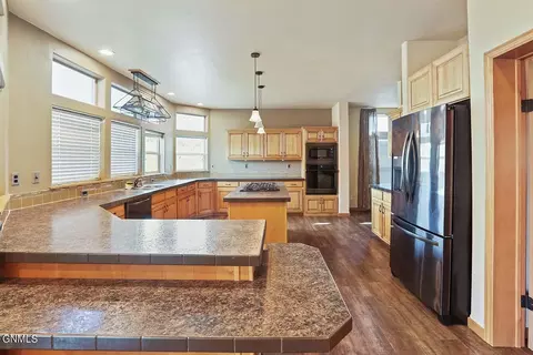 5342 Martinez Loop NW, Williston, ND 58801 photo 25