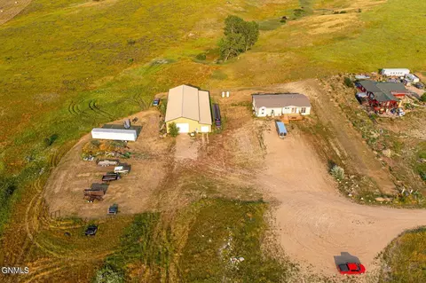 5342 Martinez Loop NW, Williston, ND 58801 photo 16