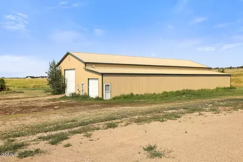 5342 Martinez Loop NW, Williston, ND 58801 photo 11