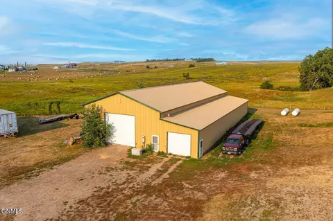 5342 Martinez Loop NW, Williston, ND 58801 photo 14