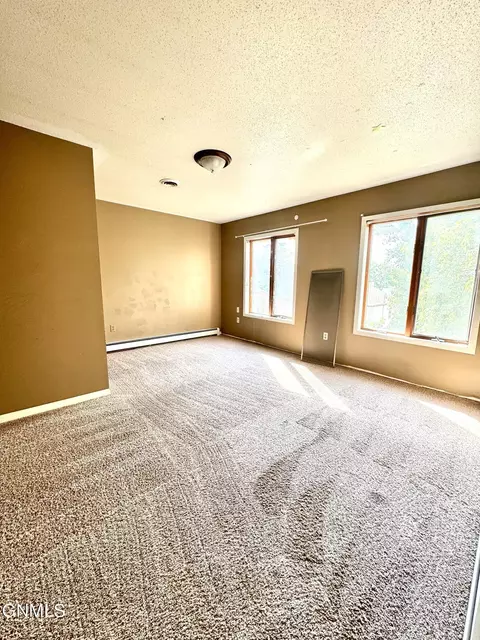 513 4th Ave E, Williston, ND 58801 photo 17