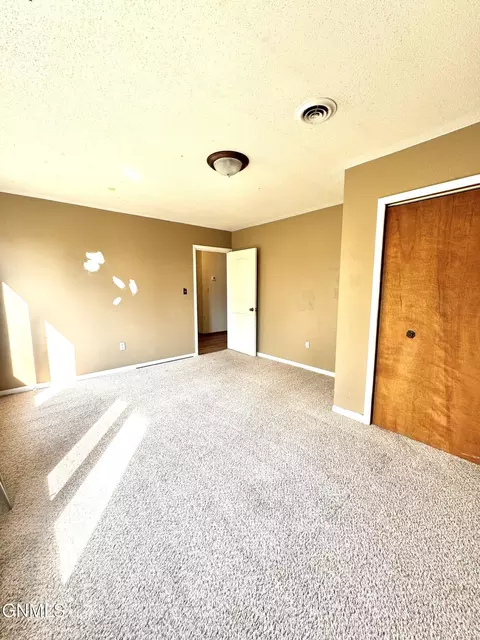 513 4th Ave E, Williston, ND 58801 photo 18