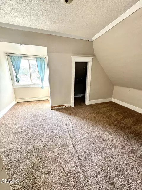 513 4th Ave E, Williston, ND 58801 photo 25
