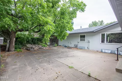 Exterior - 220 Redstone Dr, Bismarck, ND 58503 photo 4 of 7