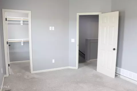 Bedroom - 3216 Kenner Lp, Bismarck, ND 58504 photo 1 of 10