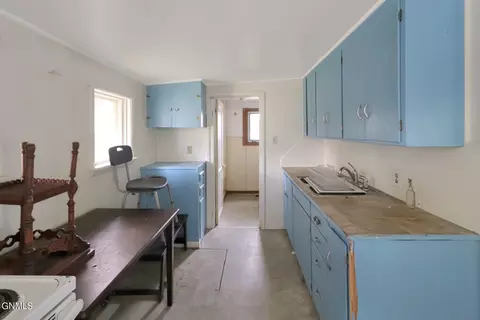 Kitchen - 929 Main St, Williston, ND 58801 photo 2 of 2
