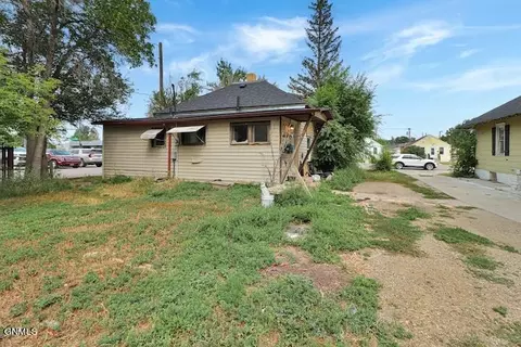 Exterior - 929 Main St, Williston, ND 58801 photo 1 of 2