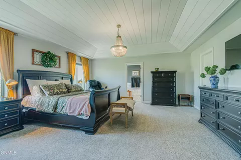 Bedroom - 1283 Eagle Crest Loop, Bismarck, ND 58503 photo 3 of 11
