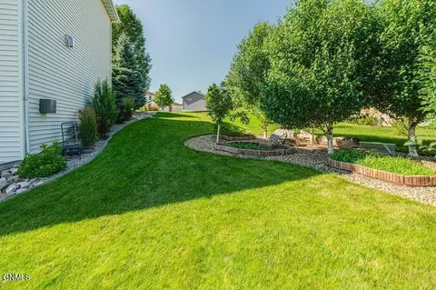 Exterior - 1283 Eagle Crest Loop, Bismarck, ND 58503 photo 37 of 44