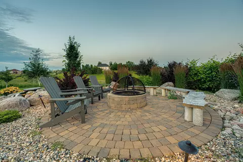 Exterior - 1283 Eagle Crest Loop, Bismarck, ND 58503 photo 34 of 44