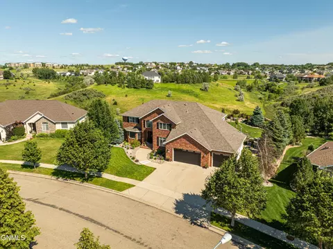 View/Area - 1283 Eagle Crest Loop, Bismarck, ND 58503 photo 11 of 19