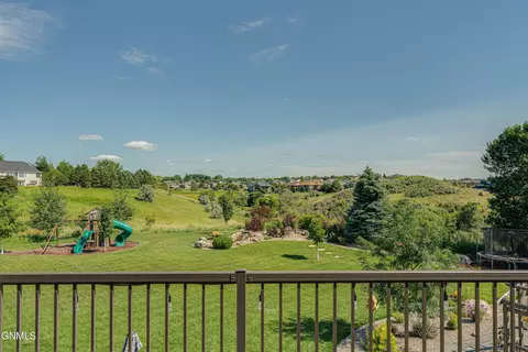 Exterior - 1283 Eagle Crest Loop, Bismarck, ND 58503 photo 10 of 44