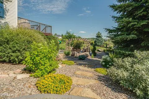 Exterior - 1283 Eagle Crest Loop, Bismarck, ND 58503 photo 13 of 44