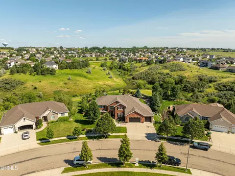 View/Area - 1283 Eagle Crest Loop, Bismarck, ND 58503 photo 16 of 19