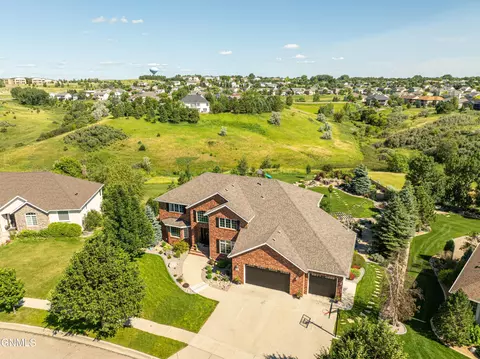 View/Area - 1283 Eagle Crest Loop, Bismarck, ND 58503 photo 5 of 19