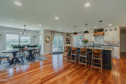 Dining - 1283 Eagle Crest Loop, Bismarck, ND 58503 photo 1 of 3