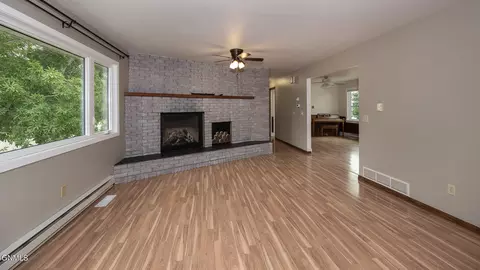 Living - 117 Vinton Ave, Stanton, ND 58571 photo 2 of 3