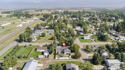 View/Area - 117 Vinton Ave, Stanton, ND 58571 photo 6 of 7