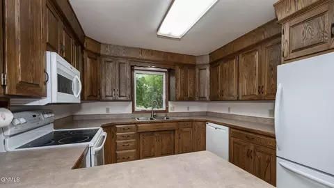 Kitchen - 117 Vinton Ave, Stanton, ND 58571 photo 2 of 3