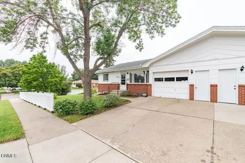 604606 Capitol Ave E, Bismarck, ND 58501 photo 43