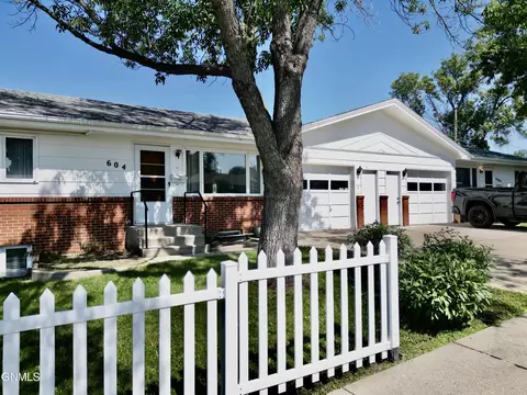 604606 Capitol Ave E, Bismarck, ND 58501 photo 42